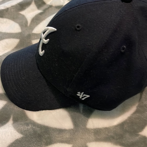 Atlanta Braves hat - Picture 3 of 4